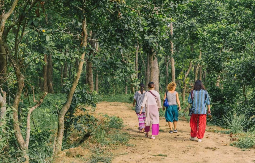 *局骗**和微笑,3000元带你体验双面尼泊尔