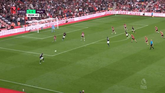 11打10却更难踢，曼联不怕丢人面对铁桶阵时只能找回斯莫林了