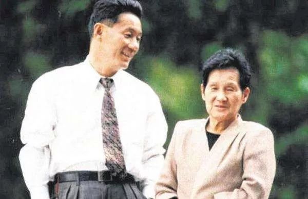 72岁北野武被*妇情**抛弃：“早知道这么难，不如和前妻一起”