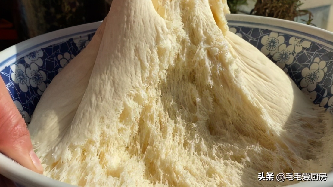 蒸包子诀窍告诉你不要直接上蒸笼,蒸包子要咋蒸不粘