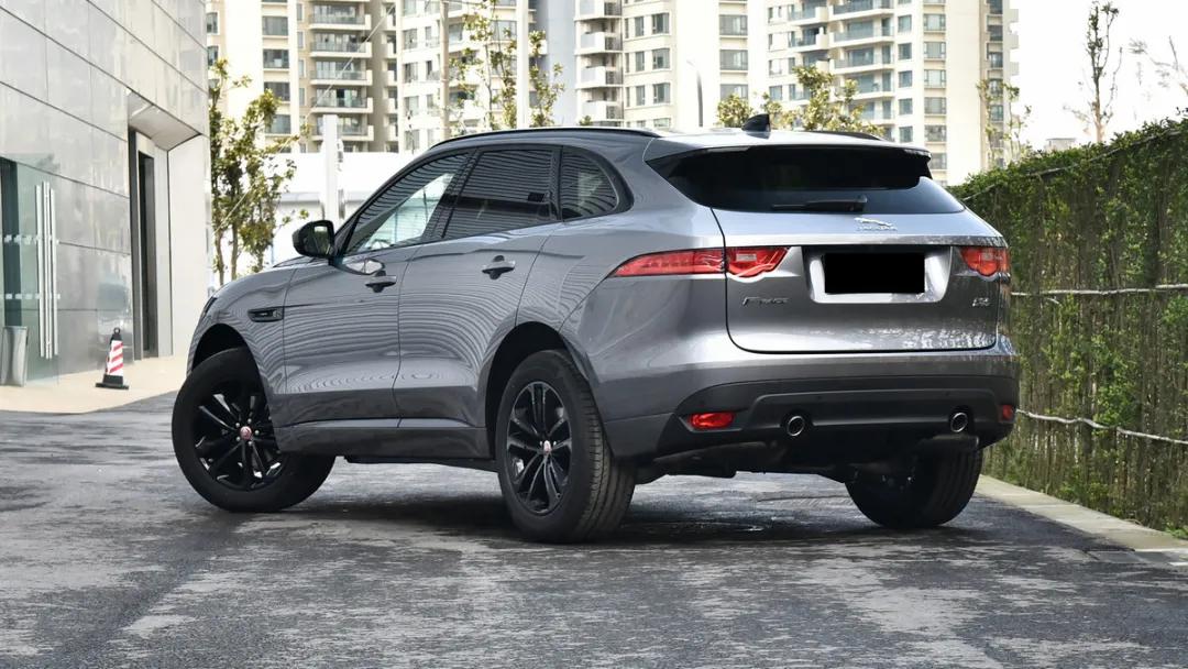 打骨折的豪车,打骨折的豪华车