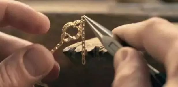 世界十大珠宝奢侈品排行榜,梵克雅宝有哪些经典珠宝