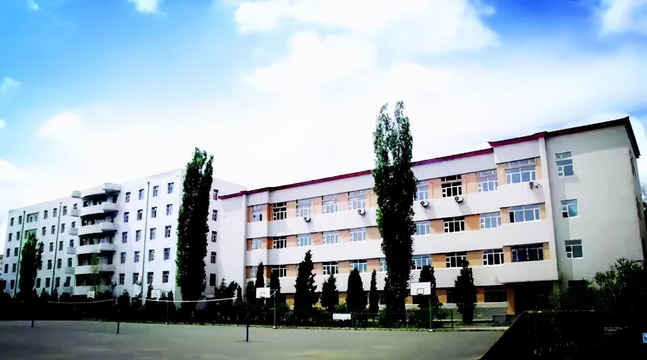 哈尔滨市最美的中学,洗尽铅华芳华依旧