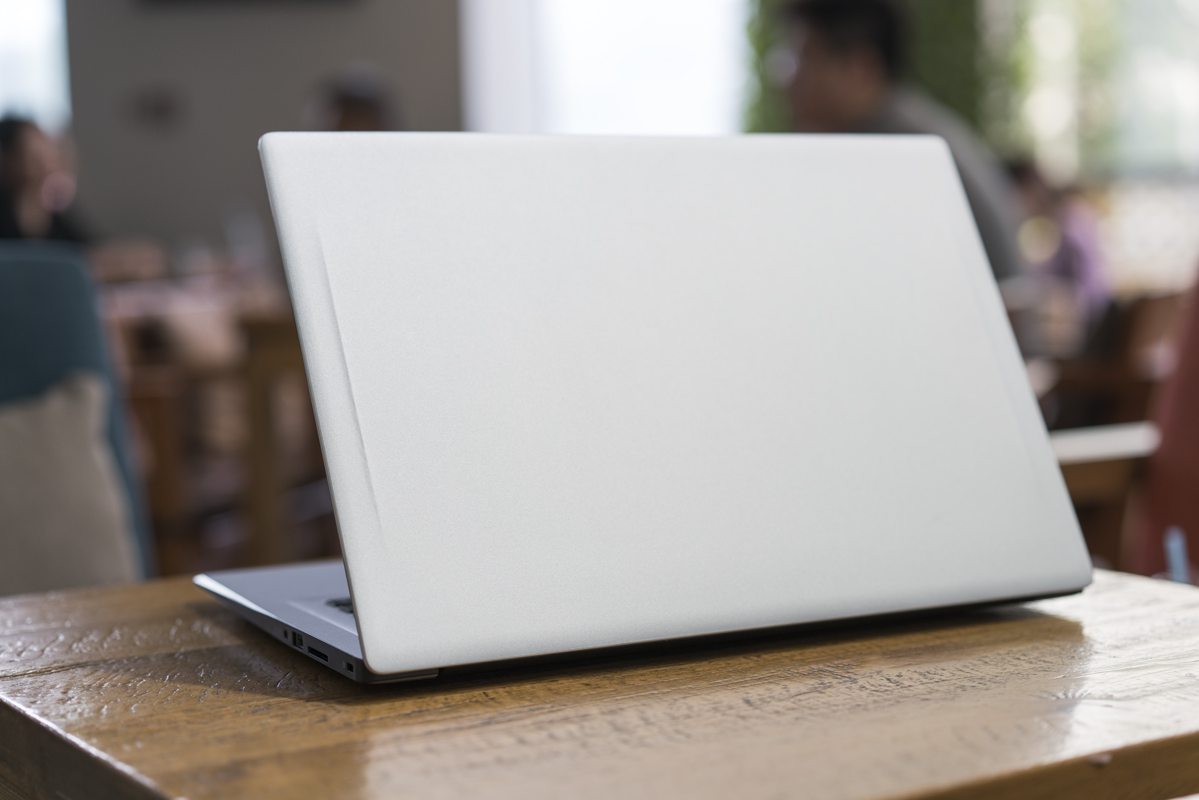 超薄全面屏笔记本,4000元全面屏轻薄本