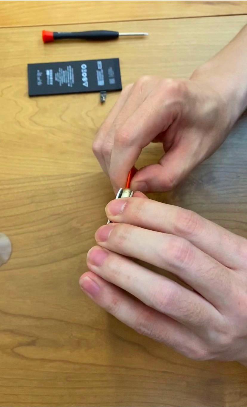 华严苛苹果11电池评测,苹果6换什么牌子的大容量电池好