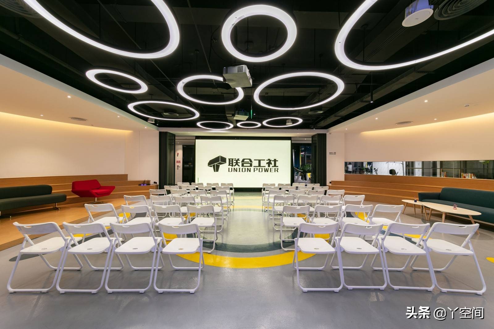 洒满青年人艺术创意与梦想的深圳活动场地租赁，尽情释放青春年华