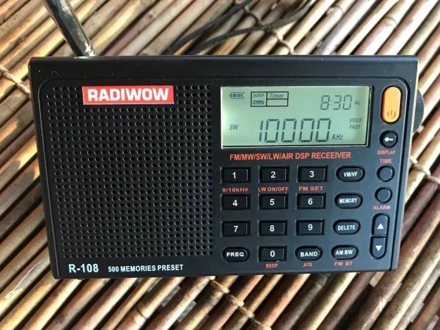 RADIWOWR-108一款全新的DSP短波便携式收音机，含航空和长波段