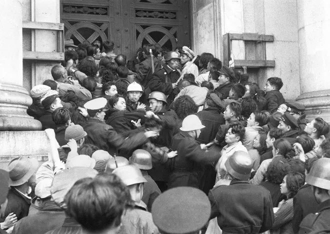 历史如明镜,历史如镜