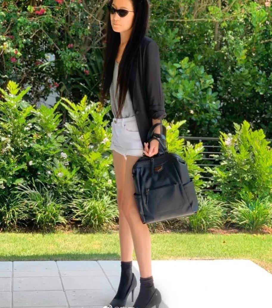 71岁最美婚纱女王,婚纱女王71岁