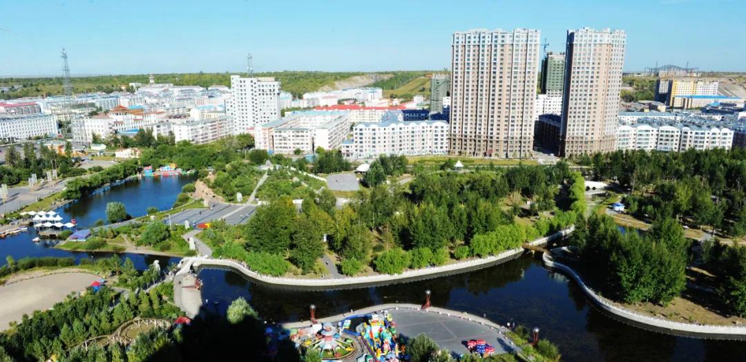 呼伦贝尔大草原天蓝草绿,呼伦贝尔蓝天白云牛羊成群