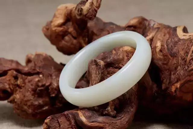 古代男女定情信物用哪种玉佩,古代男女定情信物都有哪些