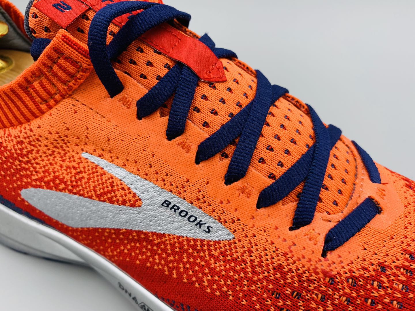 brooks布鲁克斯的鞋子,布鲁克斯brooks钉鞋测评