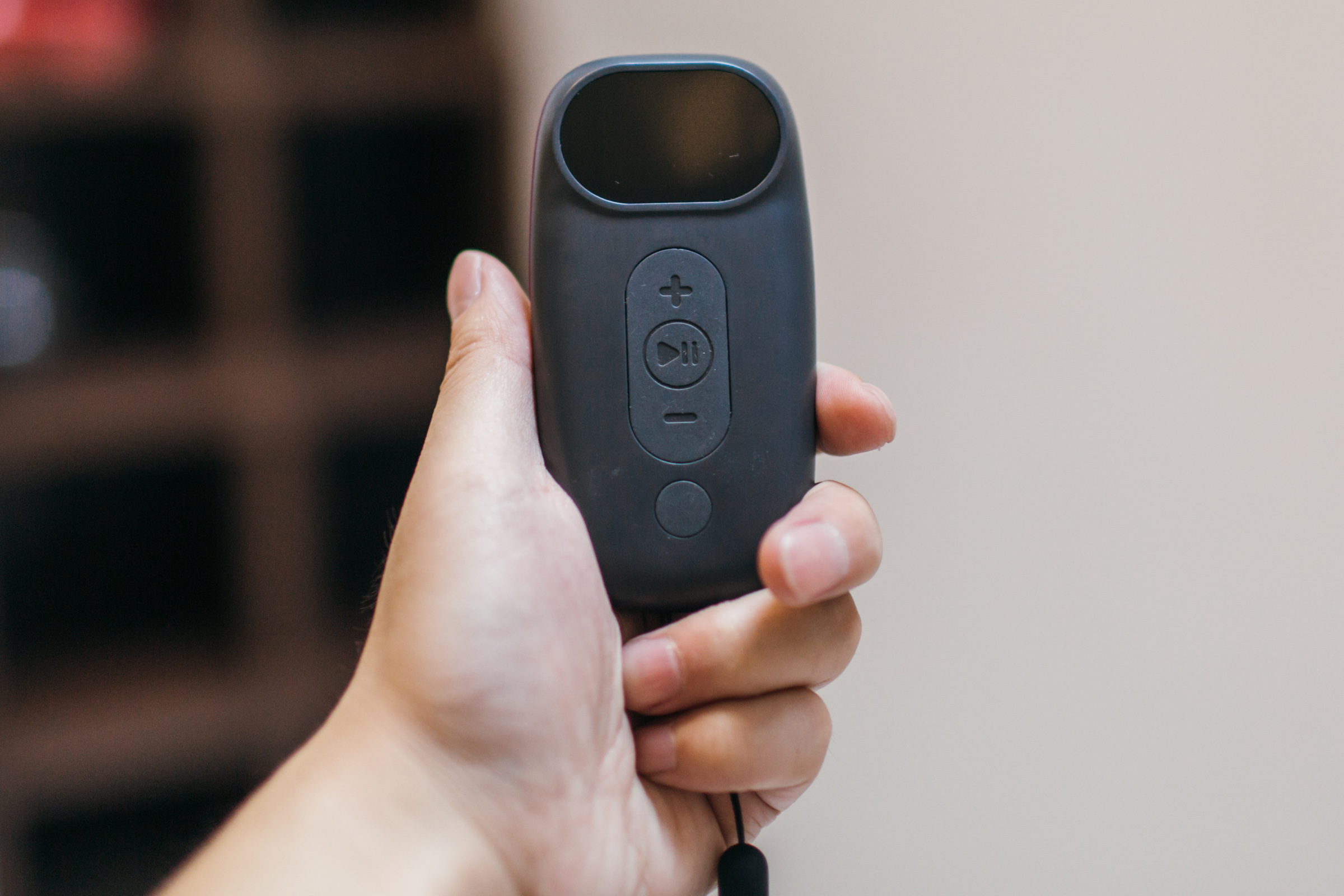 灏忛噾鏅鸿兘鎶樺彔璺戞鏈簁12pro,濂崇敓蹇箰鍚戝墠鍐茶窇姝ユ満