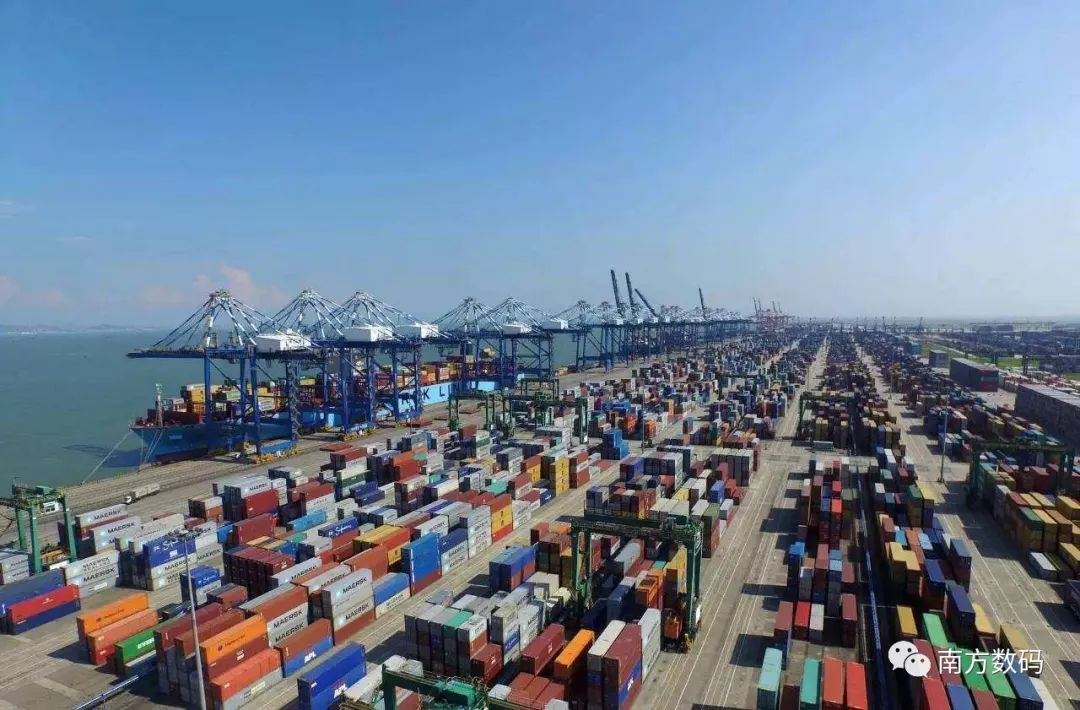 港口码头卸柜黑科技,广州港区黑科技