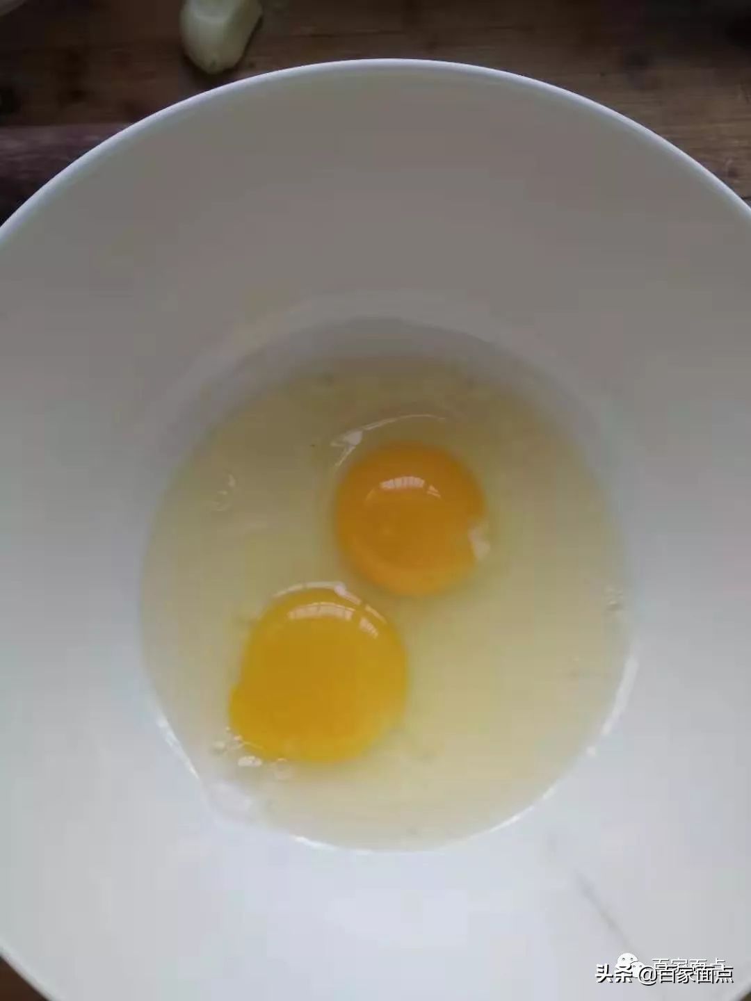 红曲米蛋糕卷,红曲米蛋糕跟普通蛋糕