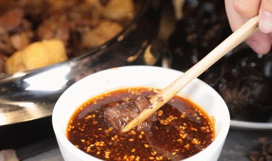 太香了连吃3碗米饭,牛筋牛板筋火锅