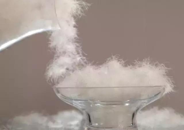 羽绒被跑绒是怎么回事,羽绒被跑毛是什么原因