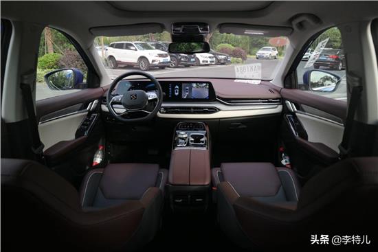 宝石蓝最好看的车型,宝石蓝车给人的感觉