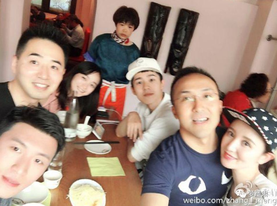 你俩别撕了,你们是互为“世界上的另一个我”啊