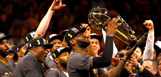 15-16赛季是NBA最传奇一个赛季吗？七件史诗级事件凑一起