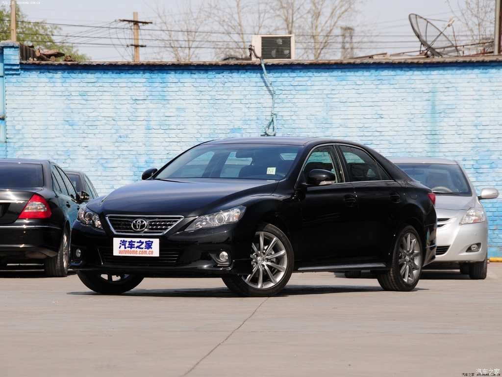 2015款丰田锐志2.5v尊锐版,10年丰田锐志2.5v风度菁英版配置