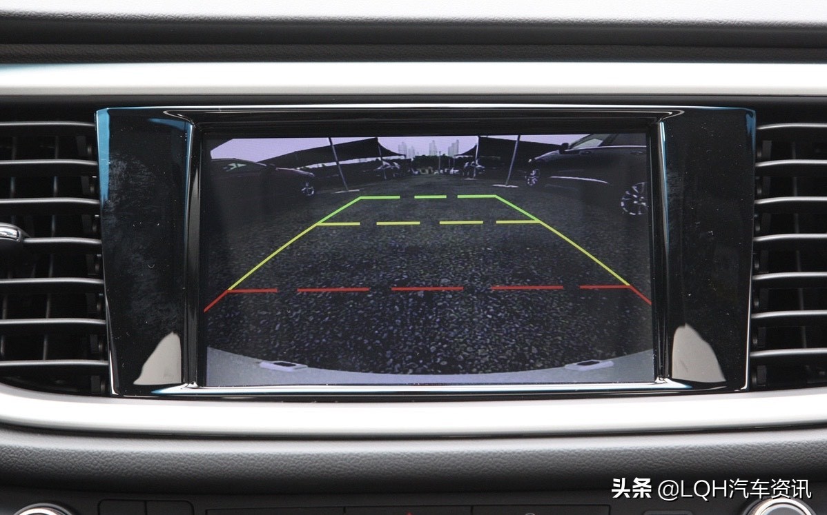 长安逸动plus与英朗对比,长安逸动plus和英朗哪个更值得买