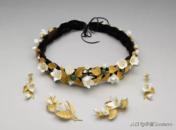 日不落帝国的君主，为爱让全国人民陪她守寡二十年