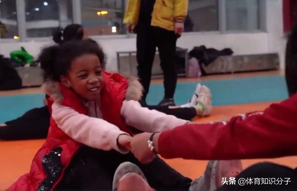 涓浗绫嶇殑娣疯澶╂墠鐞冨憳,涓浗娣疯绡悆澶╂墠