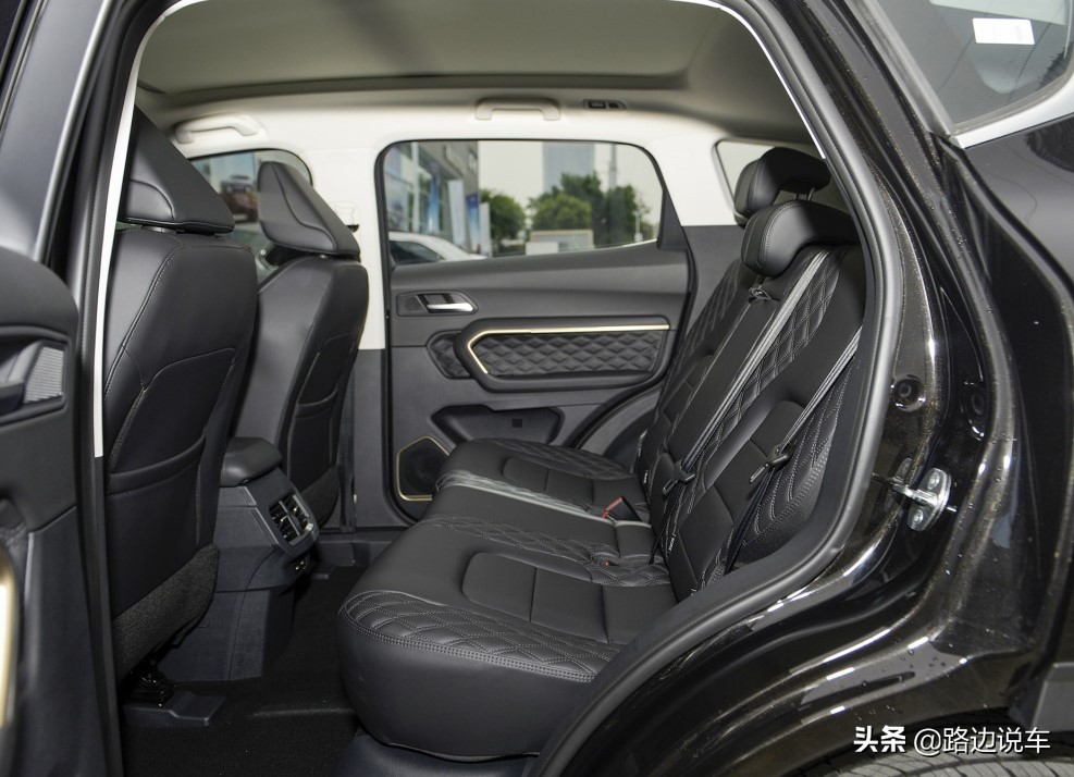 13万落地买了哈弗h6max买贵了吗,13万买h6合适吗