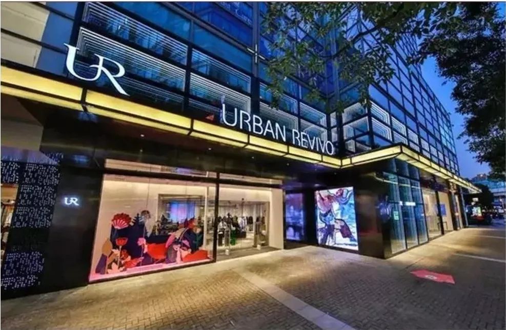 中国之光！UR开店开到英国伦敦！创下快时尚品牌神话