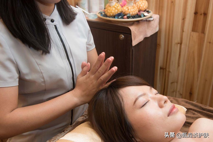 美容院护肤多久去一次,美容院护肤抗衰有必要吗