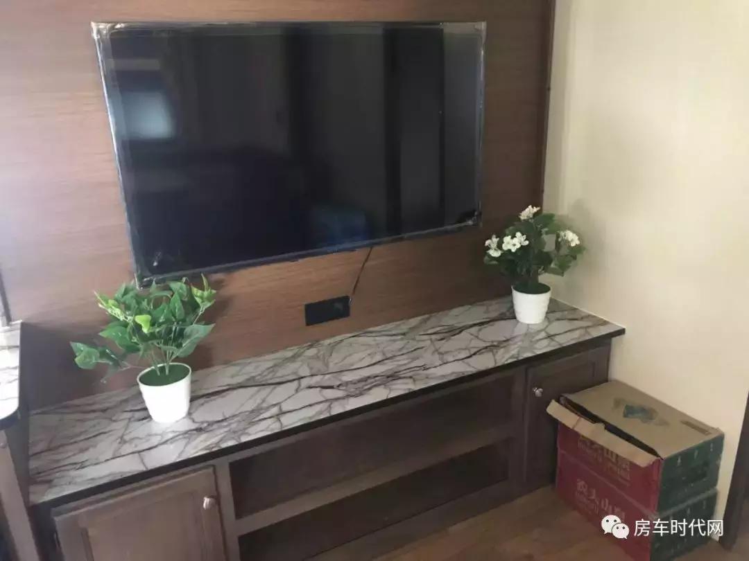 爱旅豪华双套间版拖挂房车,爱旅490拖挂式房车