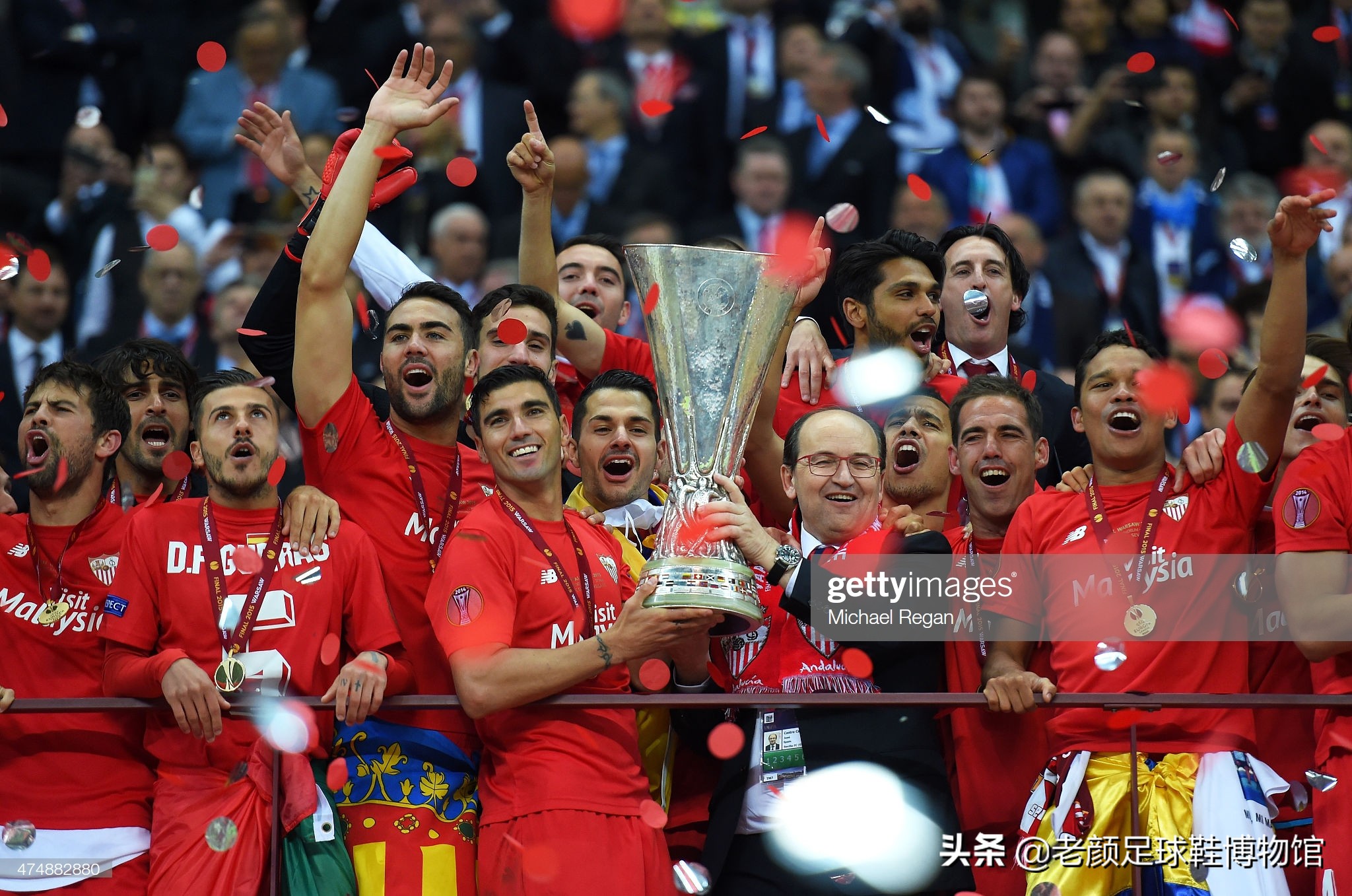 悲伤笼罩,悲伤笼罩巴黎