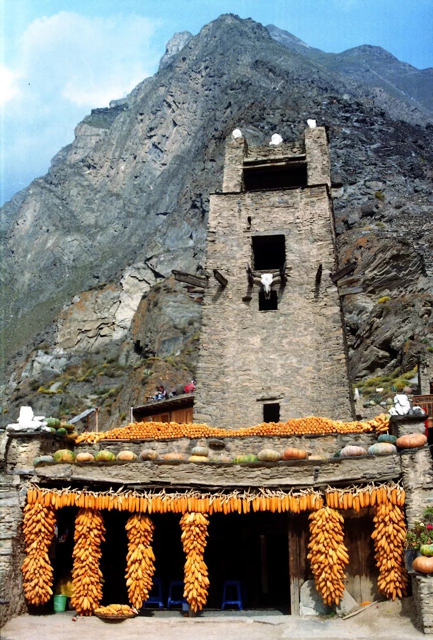 别在年轻的时候去四川！因为你的余生，都将沉醉在她的魅力里