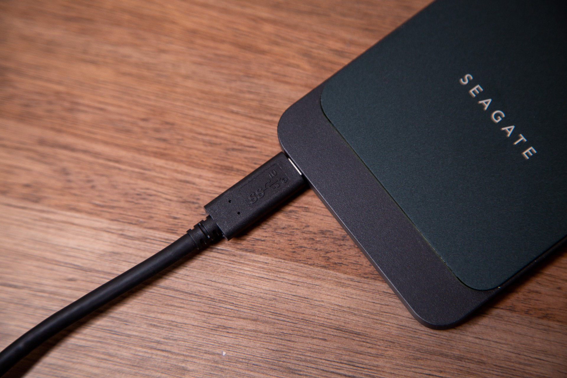 希捷酷鱼m.2固态硬盘评测,希捷飞翼ssd推荐