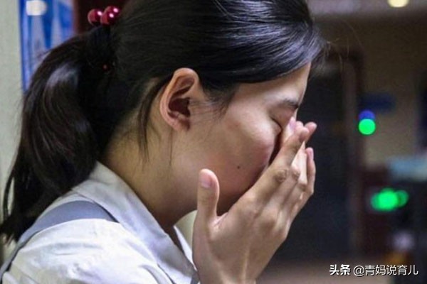 孩子喊屁屁疼怎么回事,孩子一直说屁屁疼