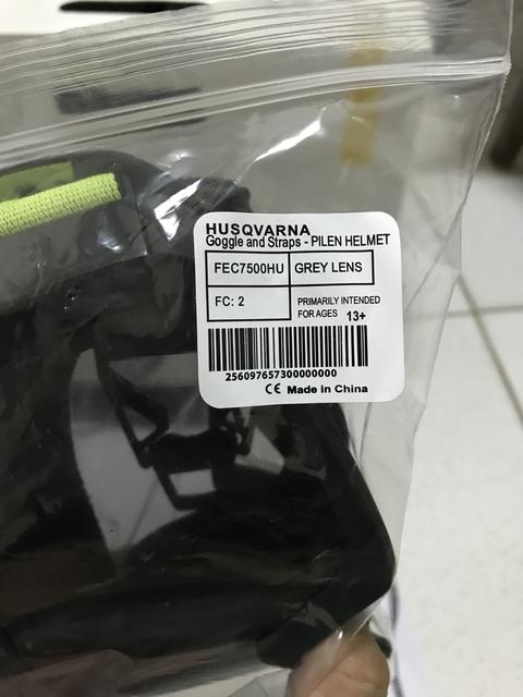 入门头盔开箱,学生党头盔开箱