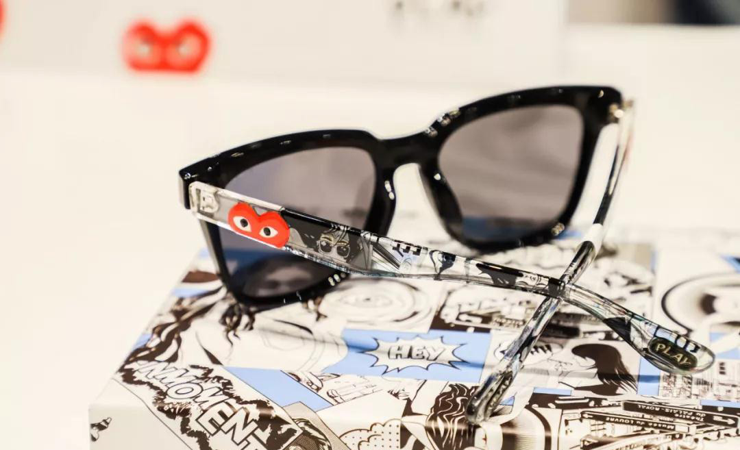 南京川久保玲眼镜专卖店,川久保玲官方旗舰店眼镜框