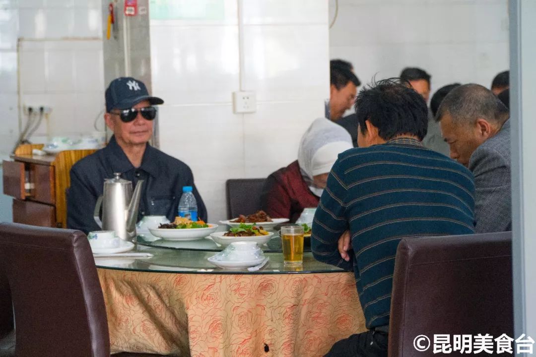 昆明本地人必吃老馆子,昆明7家老字号小吃店