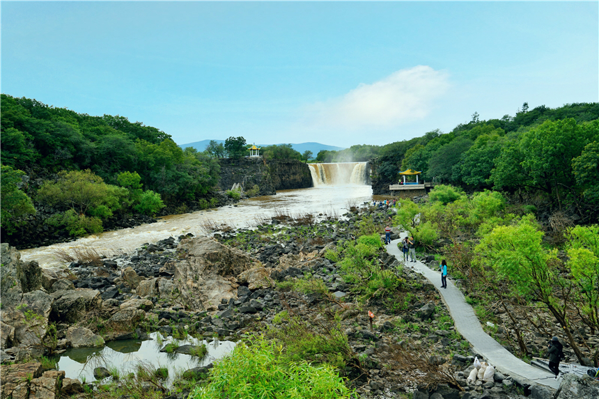 全球最高瀑布跳水者,世界瀑布跳水第一人