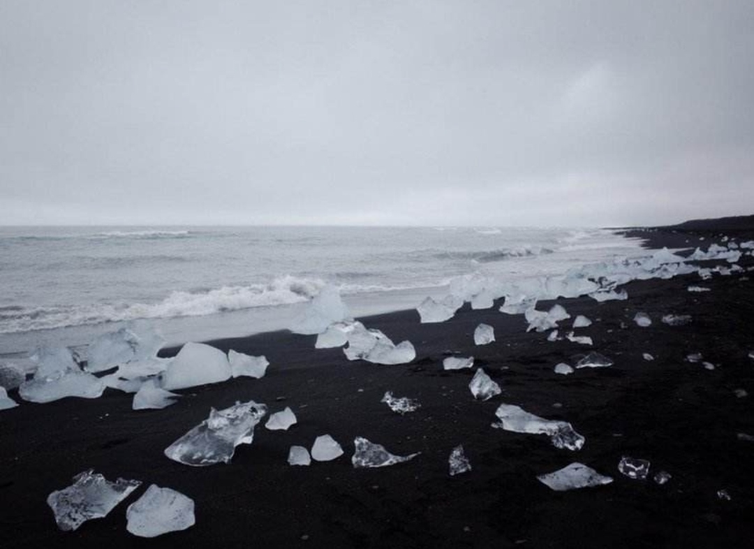 《青鱼》:如果生活容易,谁又愿意拿着生命与命运抗争到底?