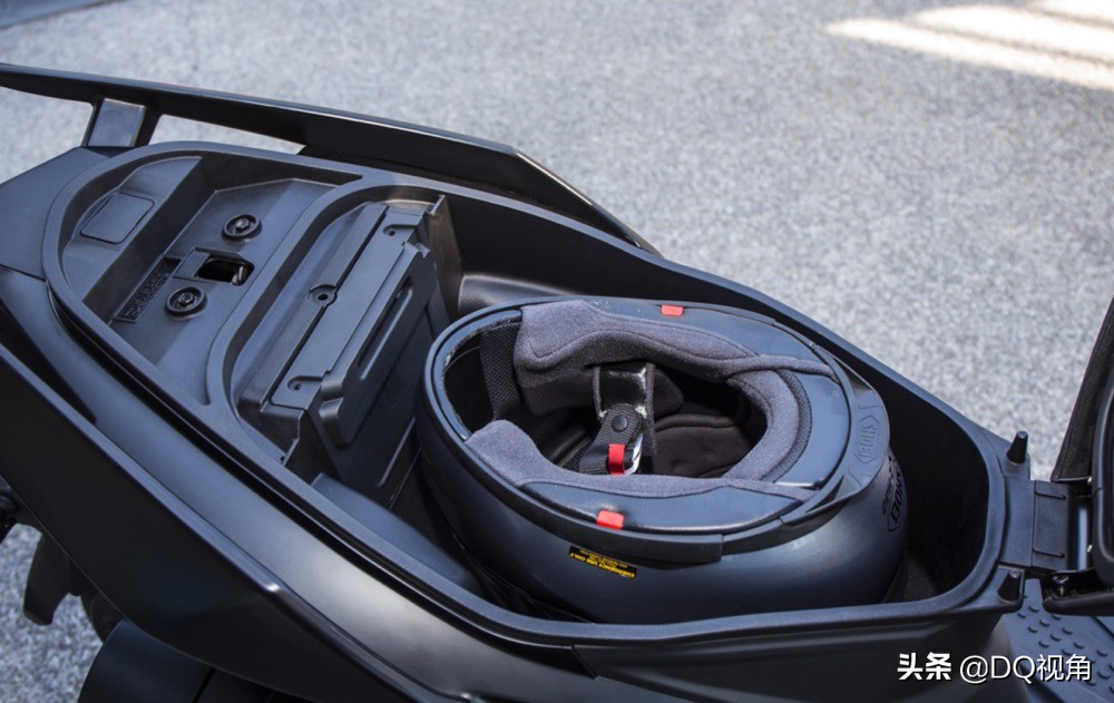 三阳drg158踏板座高,试驾三阳grg158踏板摩托车