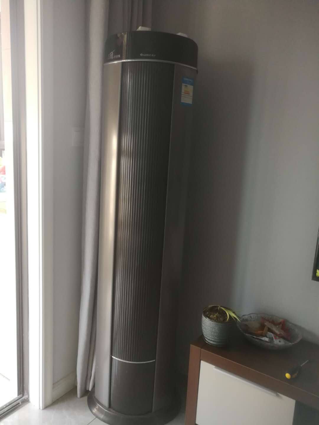 tcl立式空调怎么清洗过滤网,挂式空调清洗过滤网拆卸步骤图