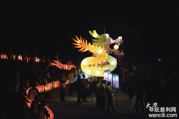 慈利龙潭河龙灯,慈利400米板板龙灯有多震撼