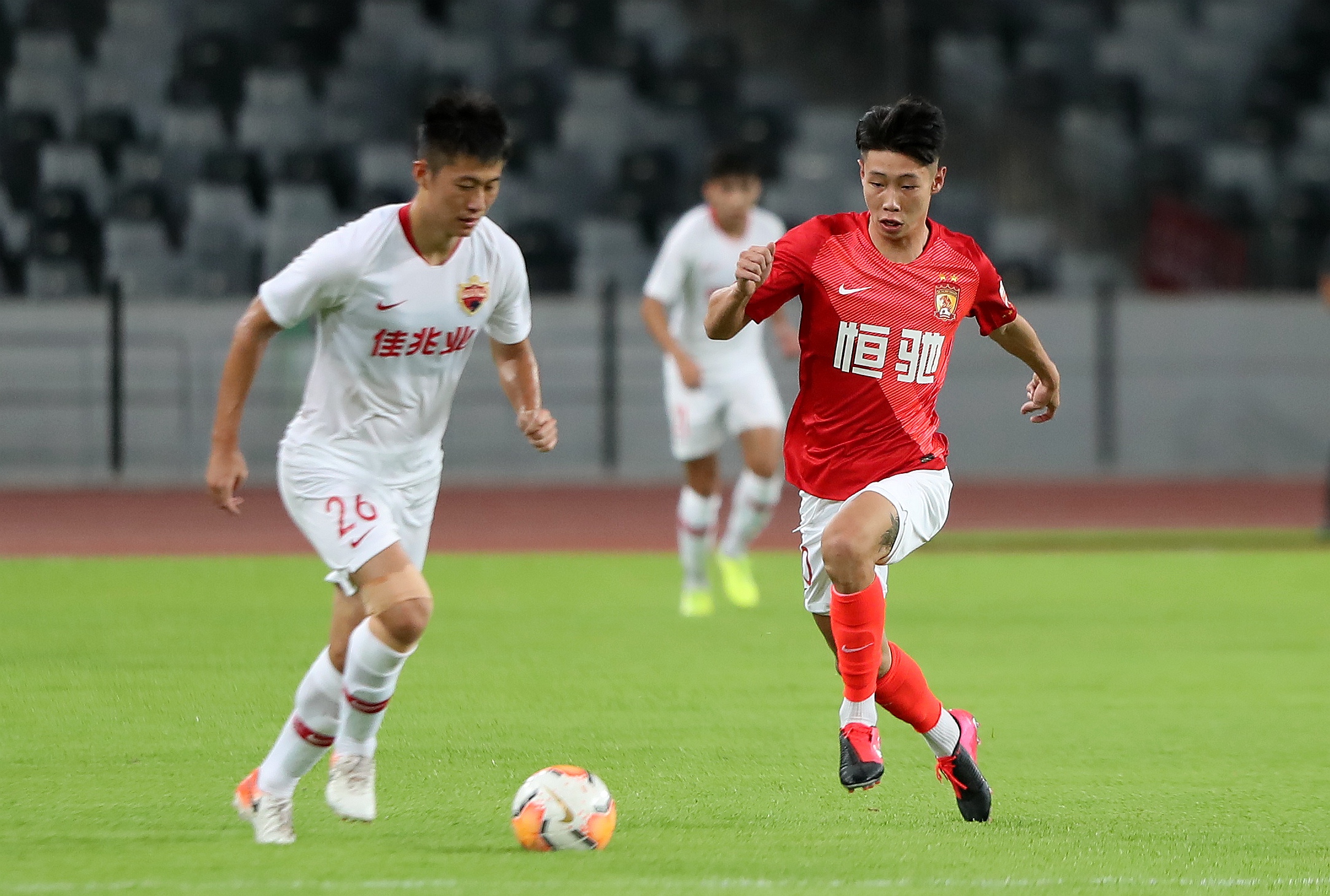 恒大青训球员年薪,恒大最新限薪标准