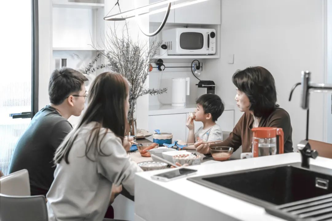 恒田家｜房顶能长猫，书屋变树屋！120平梦幻三口之家