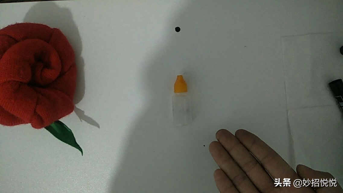 马克笔水彩笔记号笔怎么擦掉,眼线笔怎么用记号笔画