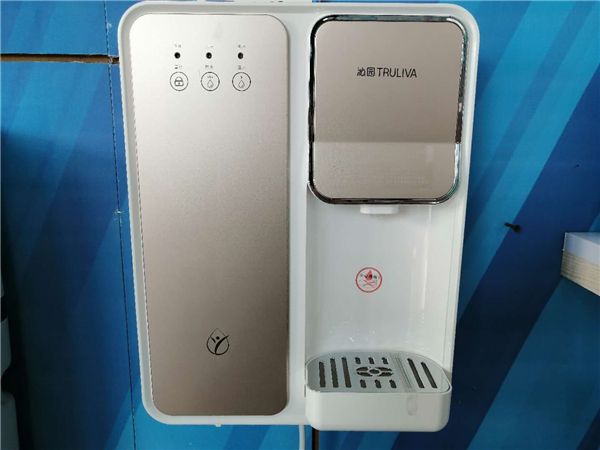 3000左右的净水机和管线机,3000以下台式净水机