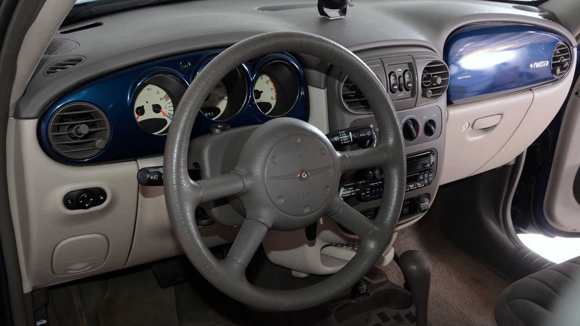 原车主身体抱恙,“神奇宝贝”涂装克莱斯勒PT漫步者将被出售