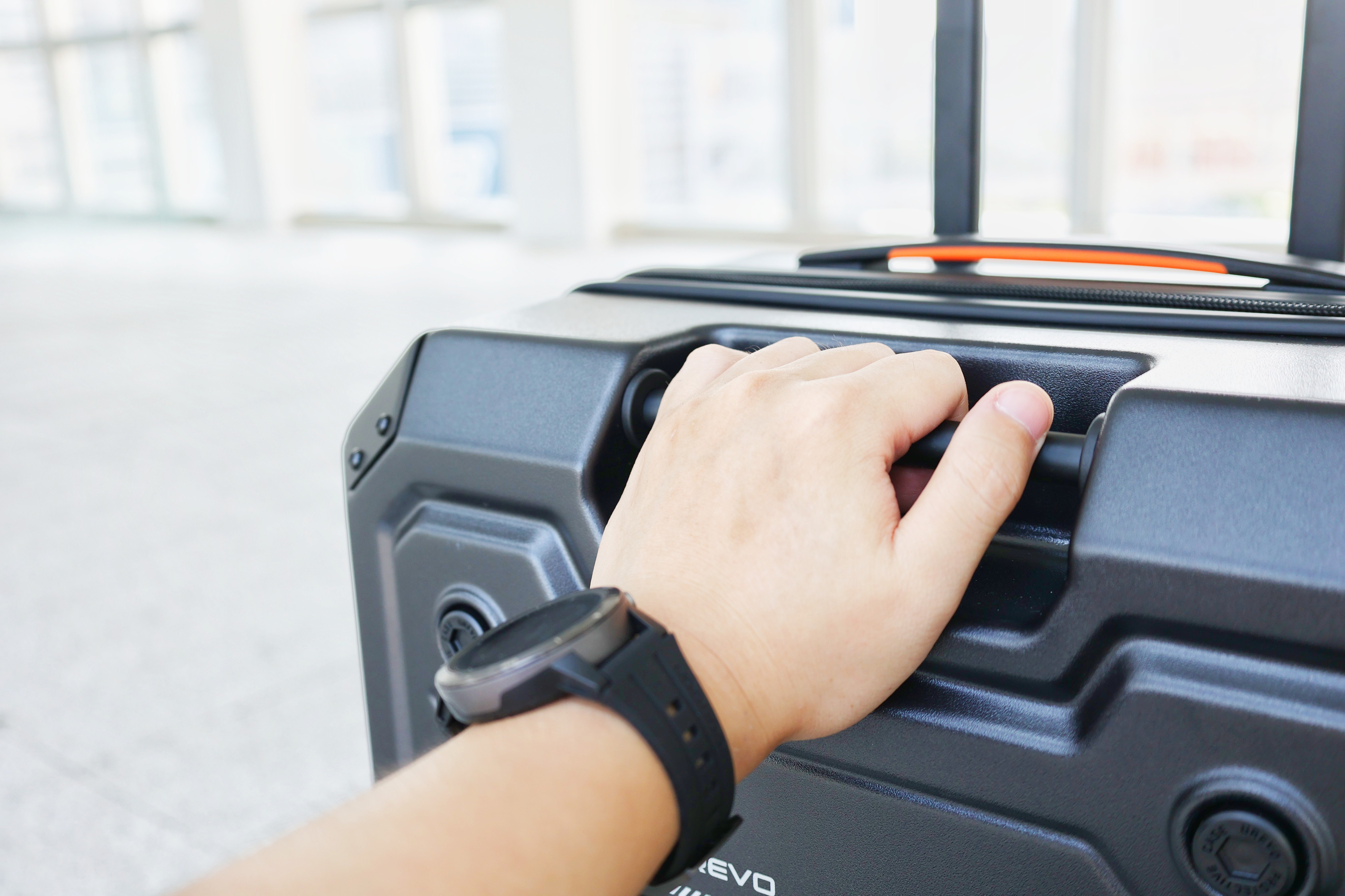 鎮犲惎纭牳鎾掑搱鎷夋梾琛岀,鎮犲惎鎾掑搱鎷夋梾琛岀娴嬭瘎